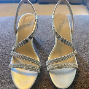 Women's Silver Naturalizer Heels Size 9.5 WIDE